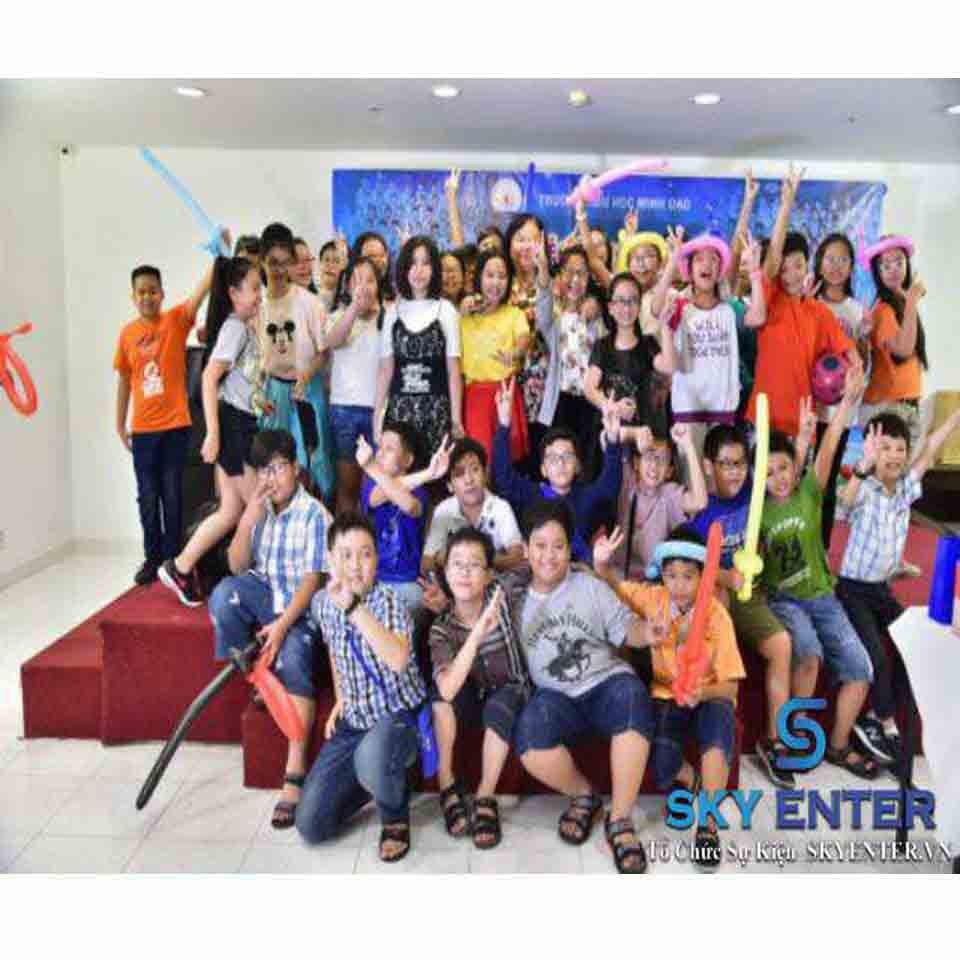 TỔ CHỨC SỰ KIỆN LỄ TRI ÂN VÀ LIÊN HOAN